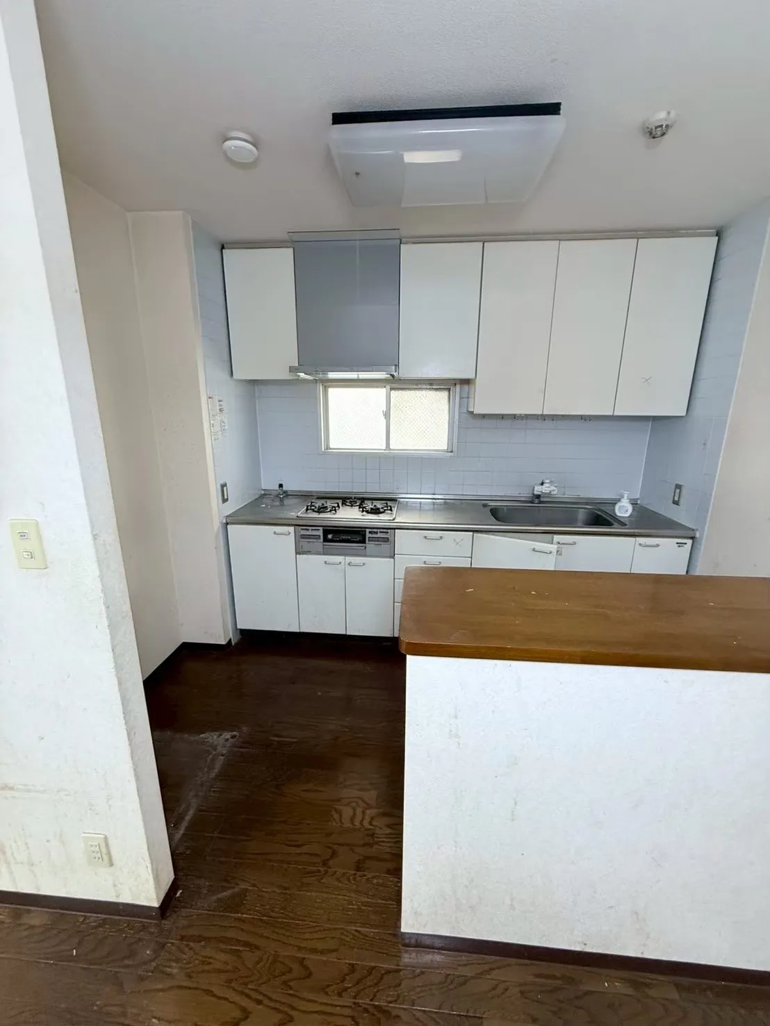 キッチン解体工事：before