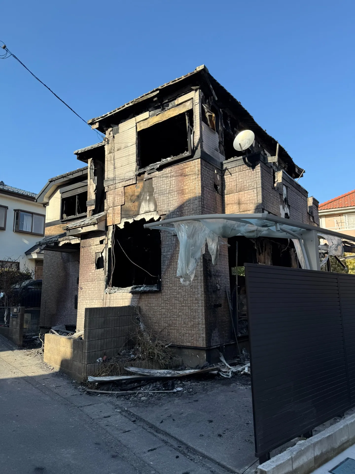 川崎市/宮前区/焼失木造解体工事/木造解体/足場